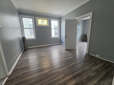 31 Aldine St, Newark, NJ 07112