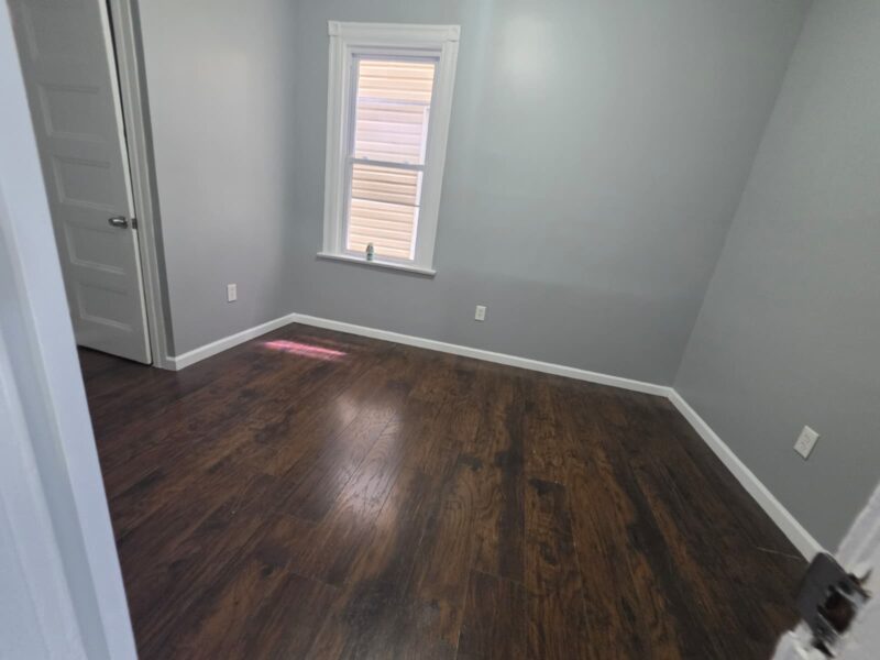 69 S 9th St, Newark, NJ 07107