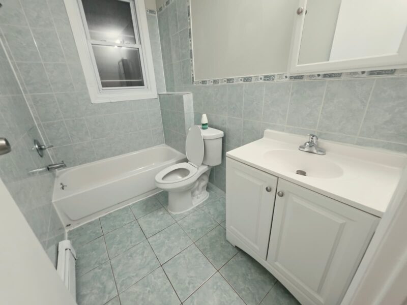 63 Delavan Ave, Newark, NJ 07104