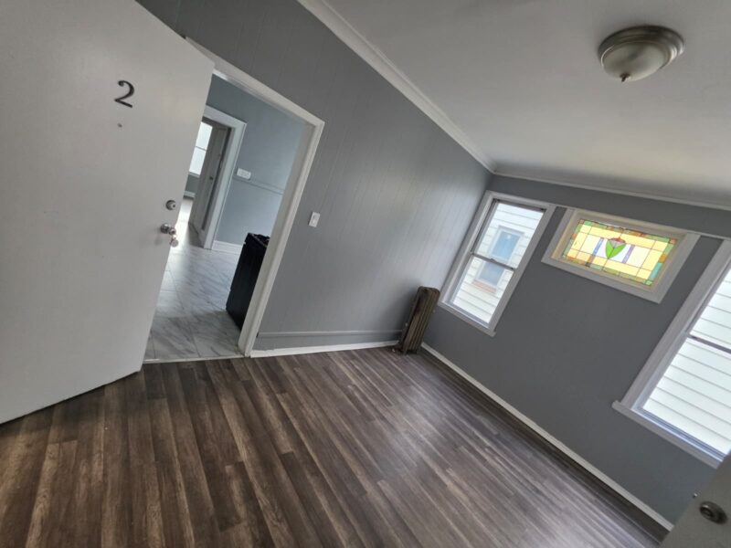 31 Aldine St, Newark, NJ 07112