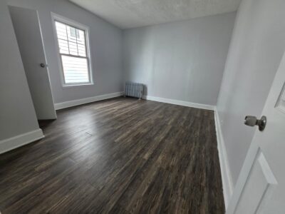 381 Leslie St, Newark, NJ 07112