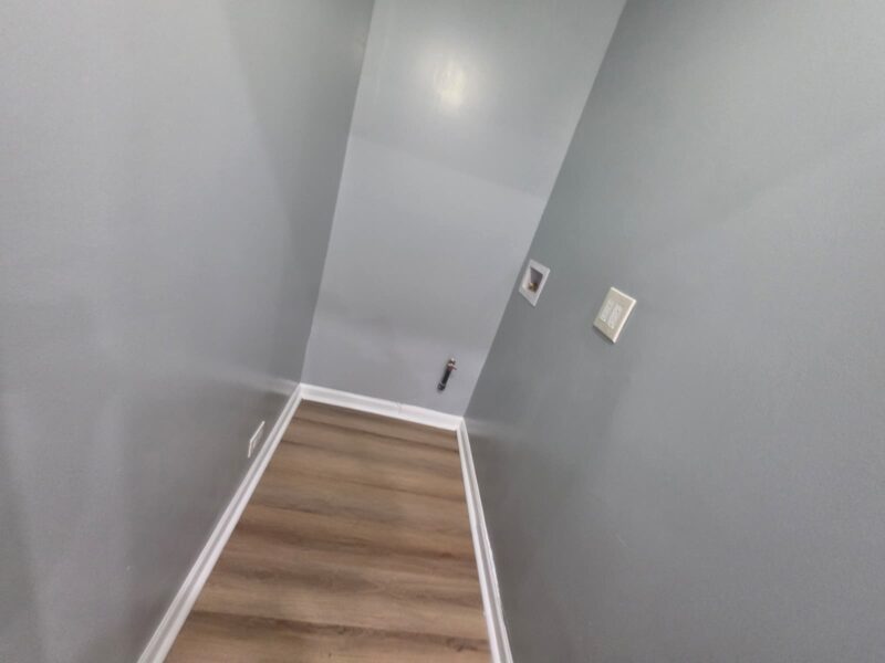 369 S 19th St, Newark, NJ 07103
