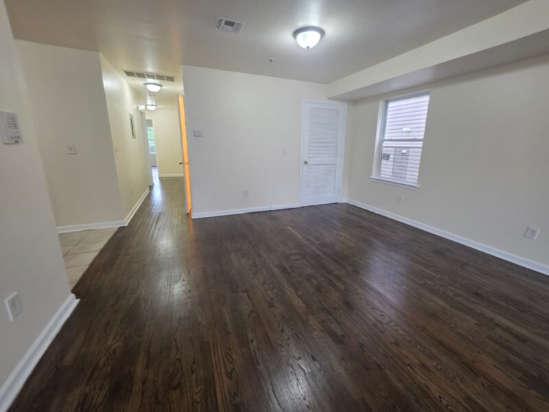429 S 19th St, Newark, NJ 07103