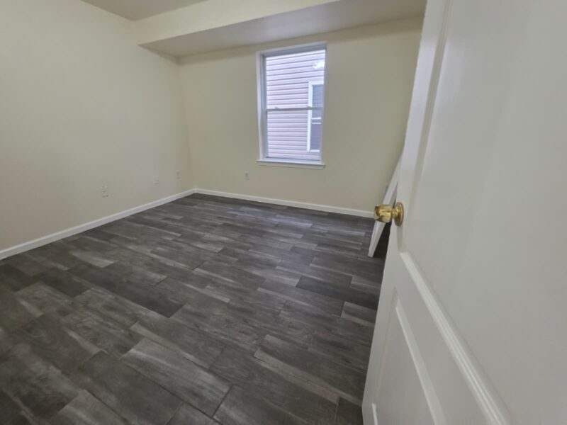429 S 19th St, Newark, NJ 07103