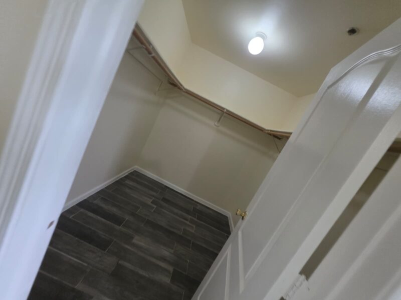 429 S 19th St, Newark, NJ 07103