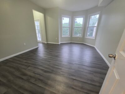 220 N 5th St, Newark, NJ 07107