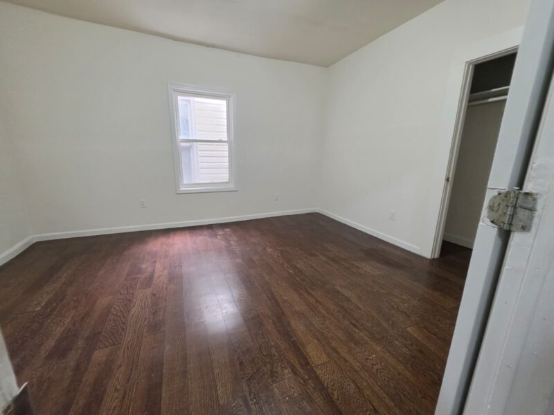 152 S 10th St, Newark, NJ 07107
