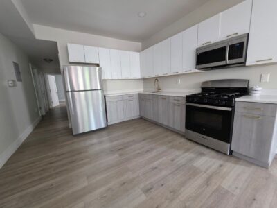 318 W Runyon St, Newark, NJ 07108