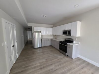 318 W Runyon St, Newark, NJ 07108