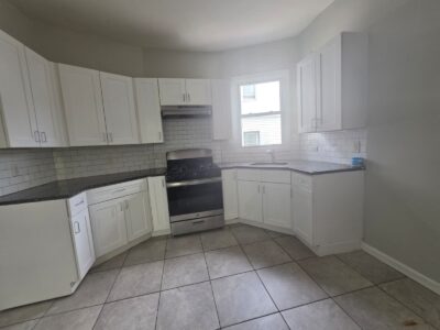 97 S 11th St, Newark, NJ 07107