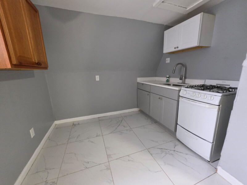 106 Schley St, Newark, NJ 07112